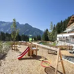 Family In Neukirchen With Sauna Neukirchen am Großvenediger
